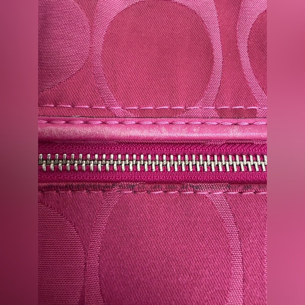 Y2K Coach Peyton Signature Pink Flap Shoulder Bag 14504 - Picture 7 of 16